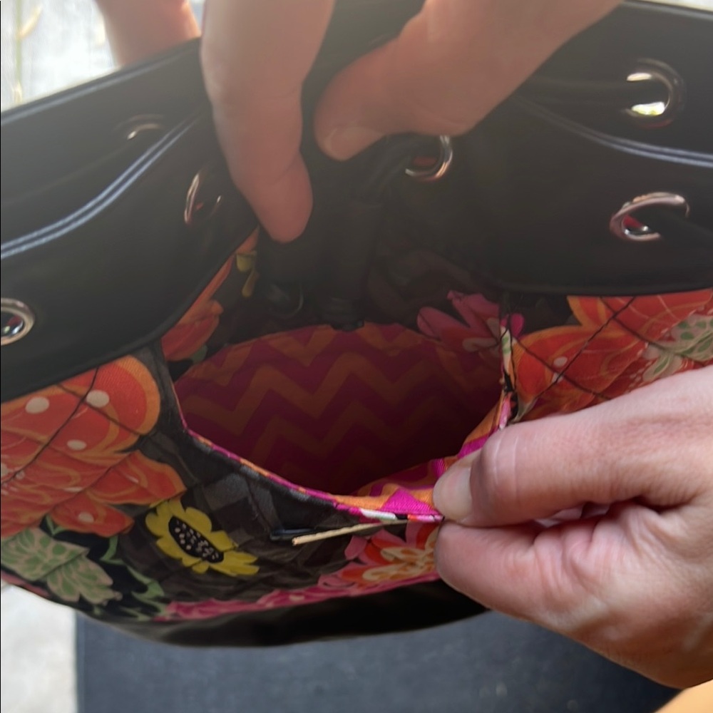 Vera Bradley Black and Red Crossbody Bag with Floral Design - Picture 4 of 5